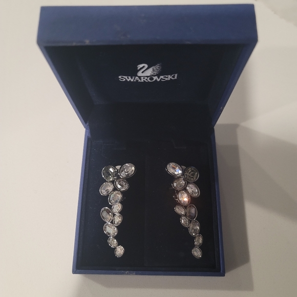 Swarovski Clip On Clear Crystal Earrings - Picture 4 of 4